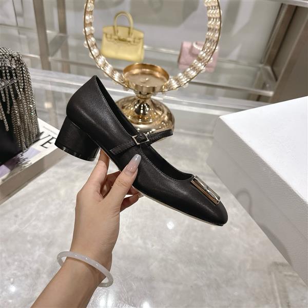 20251127171540438 270